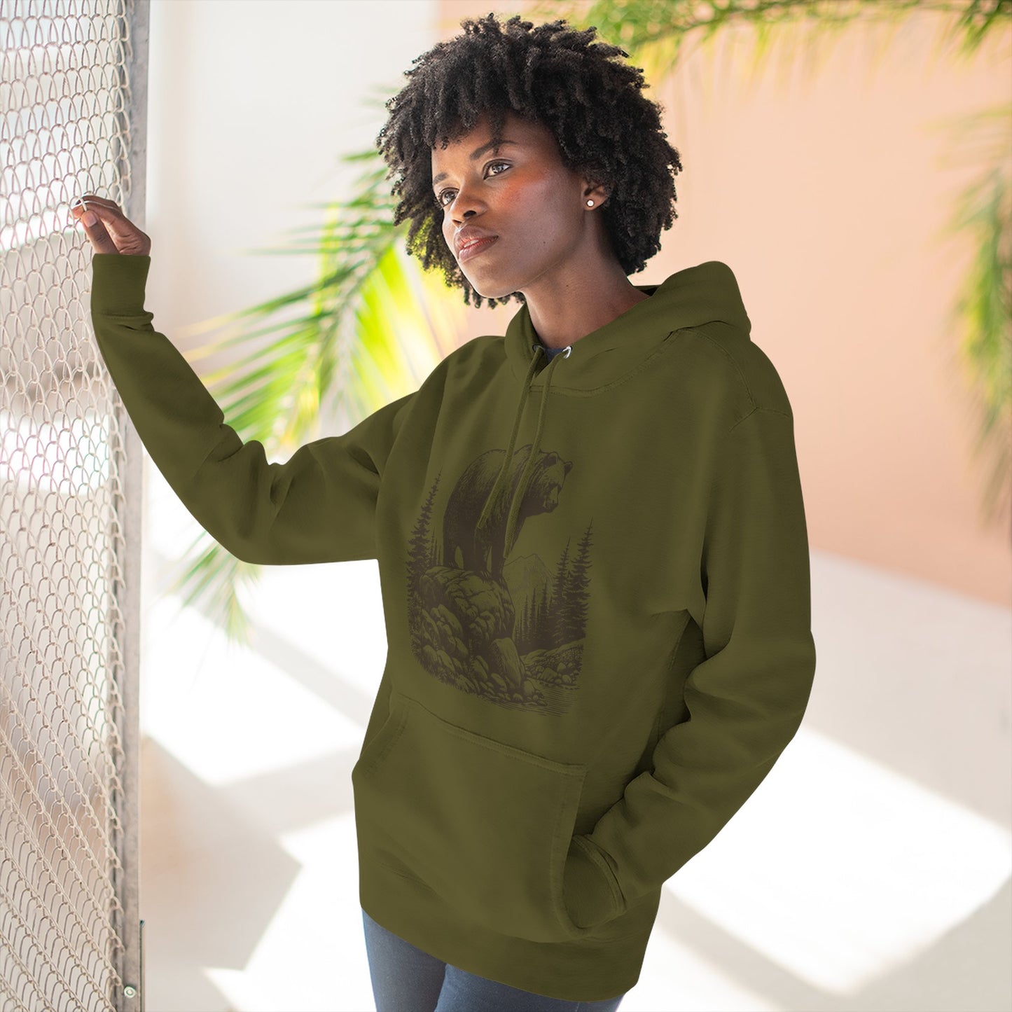 Bear in Mountains Warm Hoodie Sweatshirt