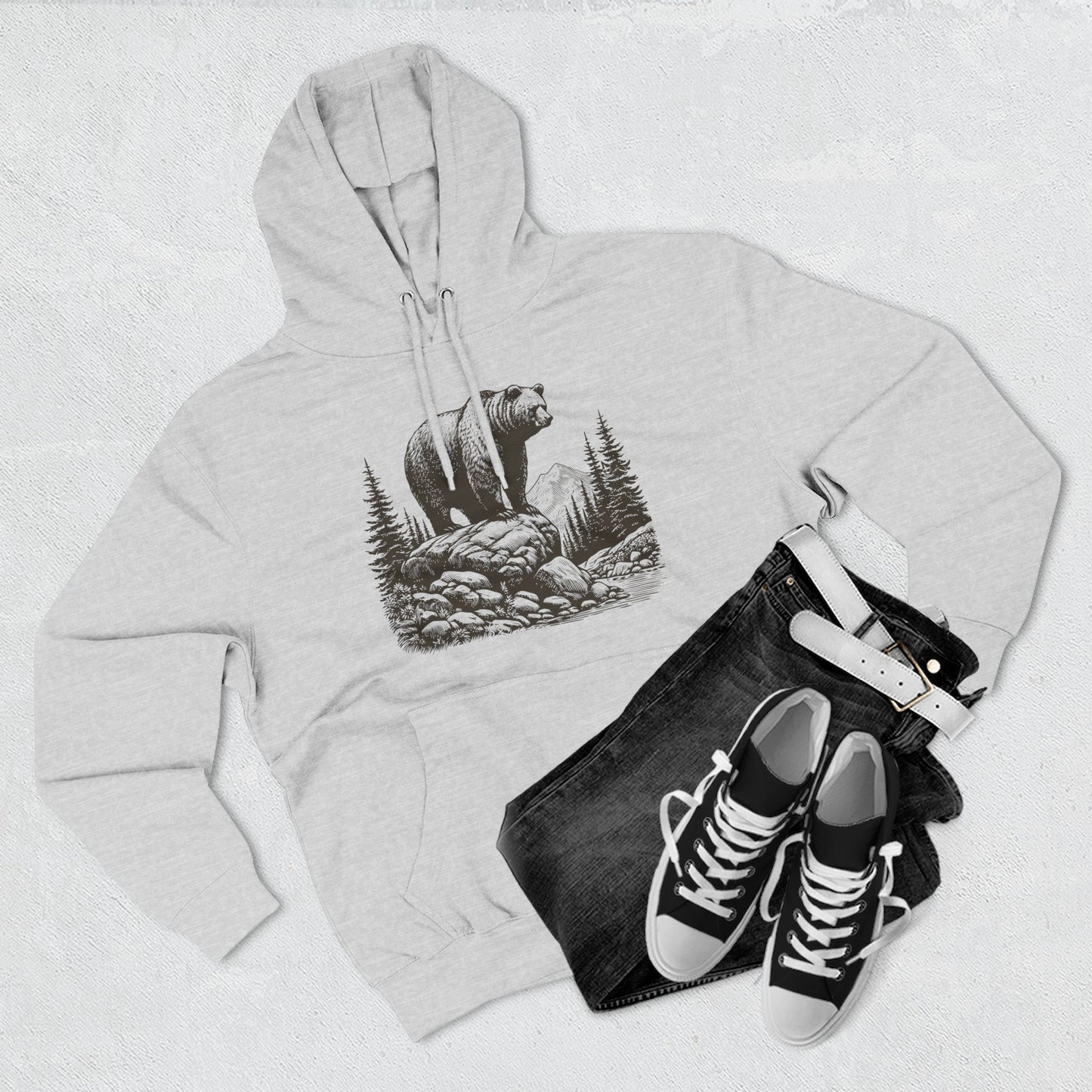 Bear in Mountains Warm Hoodie Sweatshirt